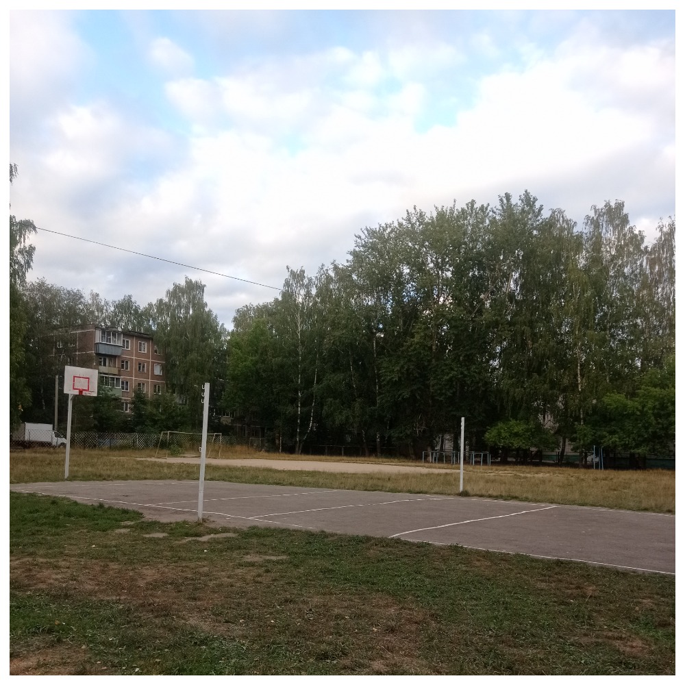 Школа 62 Иваново, спортивная площадка.